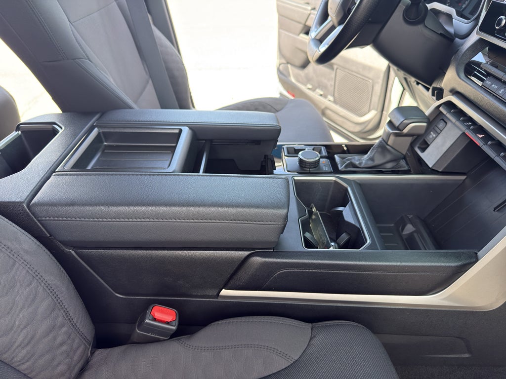 2023 Toyota Tundra 4WD SR5