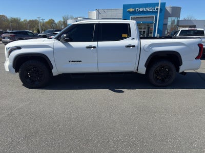 2023 Toyota Tundra 4WD SR5