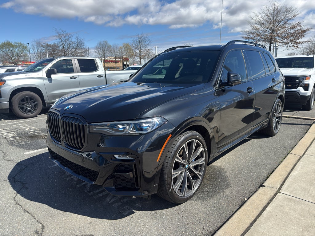 2022 BMW X7 M50i