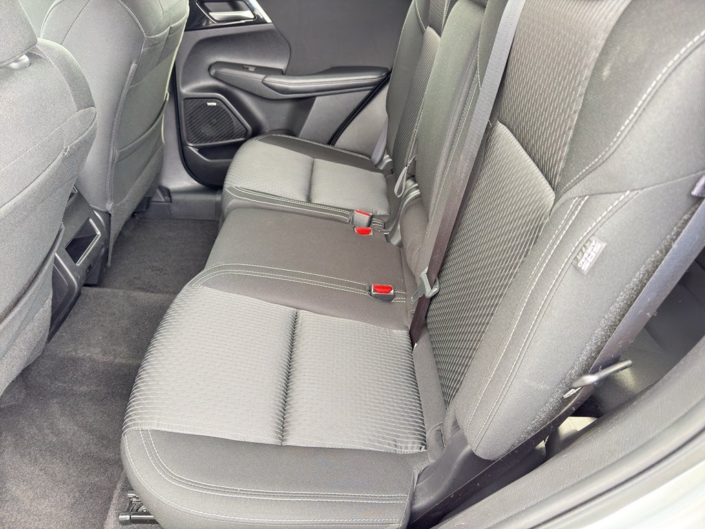 2025 Mitsubishi Outlander ES