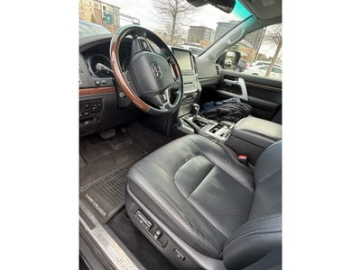 2017 Toyota Land Cruiser 4WD (Natl)