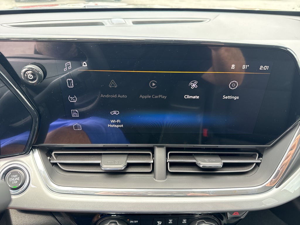 2026 Chevrolet Trax LT - Photo 15