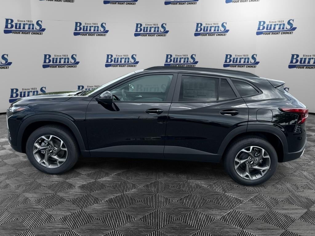 2026 Chevrolet Trax LT - Photo 4