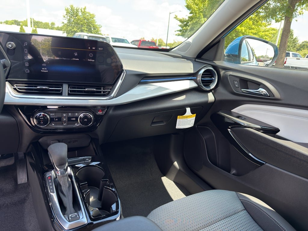 2026 Chevrolet Trax LT - Photo 22
