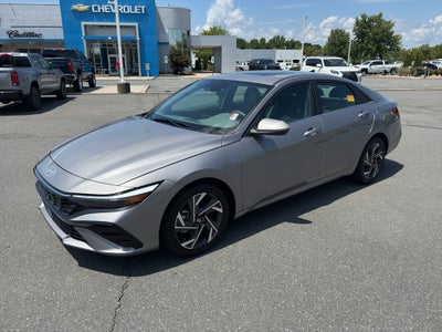 2025 Hyundai Elantra SEL Convenience