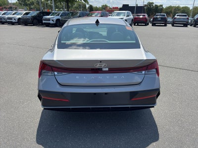 2025 Hyundai Elantra SEL Convenience