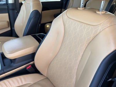 2022 Kia Carnival EX