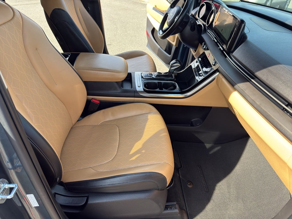 2022 Kia Carnival EX