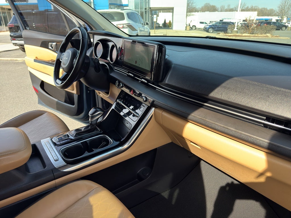 2022 Kia Carnival EX