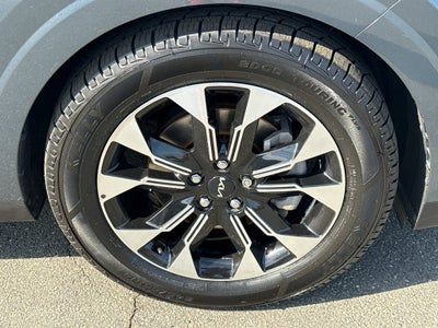 2022 Kia Carnival EX