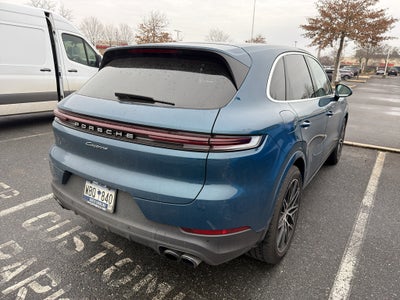 2024 Porsche Cayenne AWD