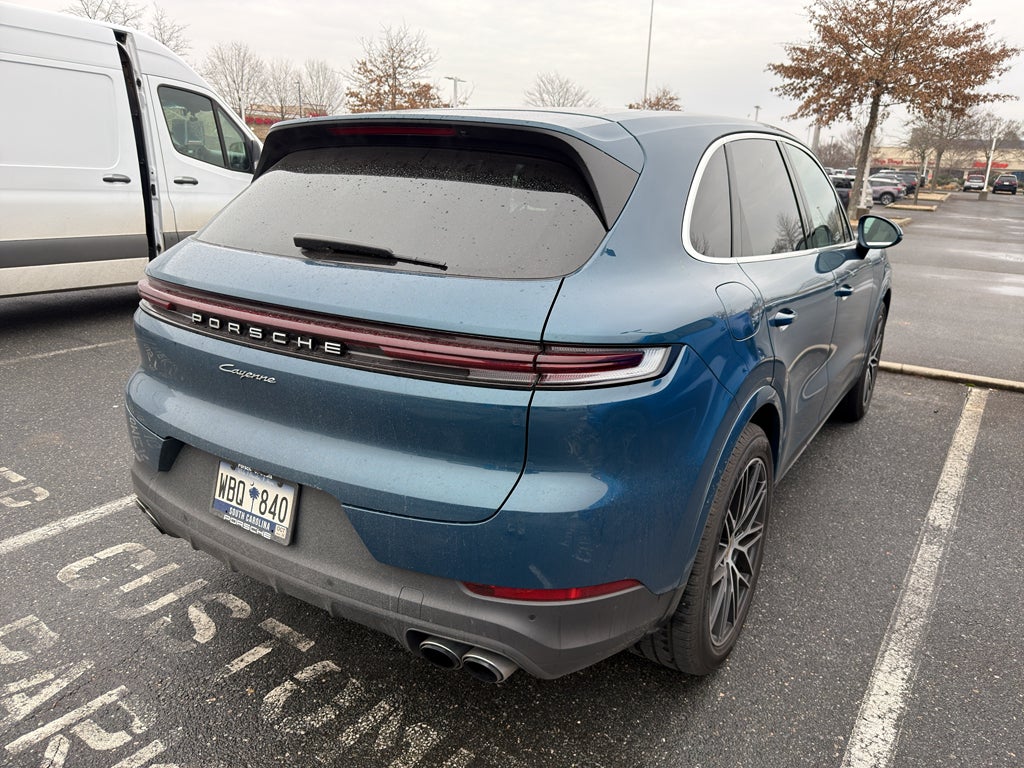 2024 Porsche Cayenne AWD